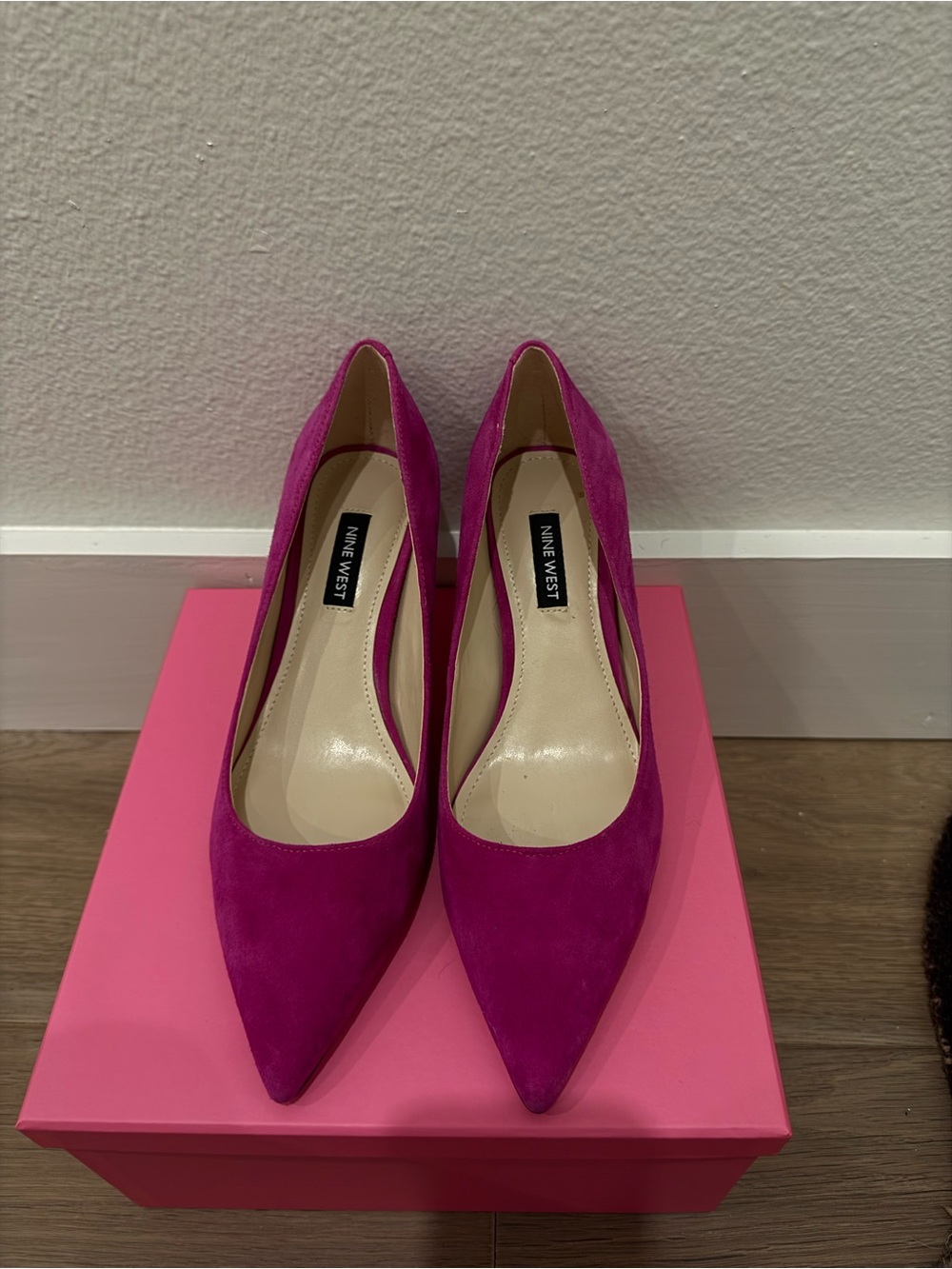 Nine West Fuchsia Suede Pointed Toe Heels
